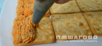 Фото приготовления рецепта: Фальшивая икра из селедки - шаг 2