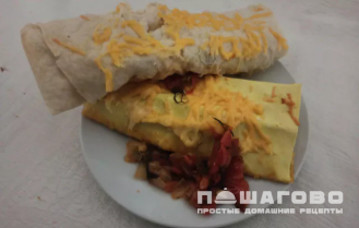 Фото приготовления рецепта: Румяная запеканка с курицей - шаг 5