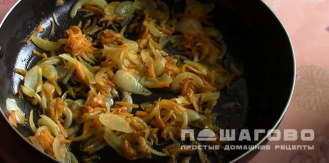 Фото приготовления рецепта: Кабачки, фаршированные мясом в духовке - шаг 6