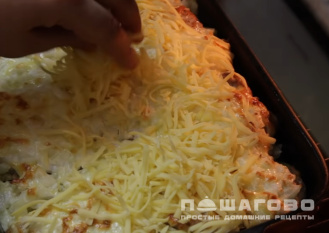 Фото приготовления рецепта: Картофель с мясом по-французски - шаг 12