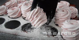 Фото приготовления рецепта: Домашний зефир - шаг 15