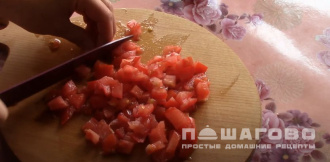 Фото приготовления рецепта: Кабачки, фаршированные мясом в духовке - шаг 2