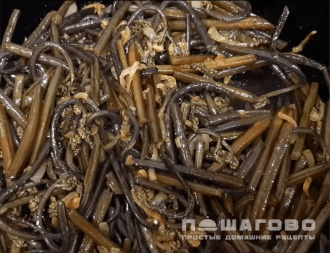 Фото приготовления рецепта: Папоротник по-корейски - шаг 3