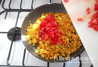 Фото приготовления рецепта: Баклажаны, фаршированные мясом, в духовке - шаг 12