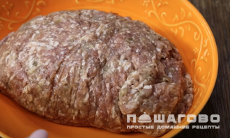Фото приготовления рецепта: Ватрушка мясная - шаг 1
