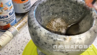 Фото приготовления рецепта: Цыпленок табака в духовке с корочкой - шаг 1
