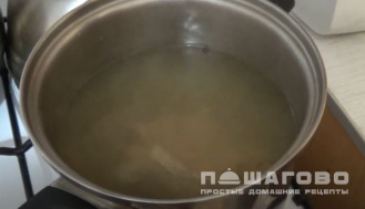 Фото приготовления рецепта: Заливное мясо - шаг 4