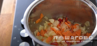 Фото приготовления рецепта: Суп-пюре из чечевицы - шаг 4