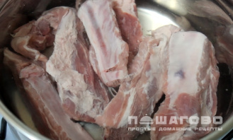 Фото приготовления рецепта: Харчо из свиных ребрышек - шаг 1