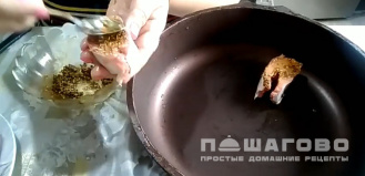 Фото приготовления рецепта: Стейки гольца в духовке - шаг 5
