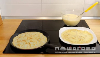 Фото приготовления рецепта: Блины с курицей фаршированные - шаг 3