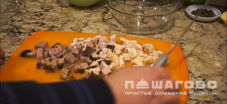 Фото приготовления рецепта: Винегрет мясной - шаг 1