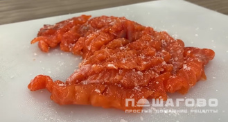 Фото приготовления рецепта: Пицца «Филадельфия» - шаг 4