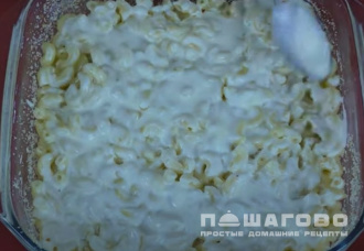 Фото приготовления рецепта: Макаронник или лапшевик с яйцом - шаг 7