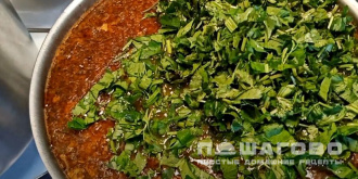 Фото приготовления рецепта: Харчо с грецкими орехами - шаг 3