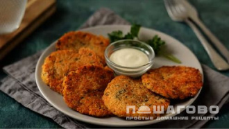 Фото приготовления рецепта: Драники из репы - шаг 3