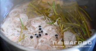 Фото приготовления рецепта: Соус Беарнез - шаг 5