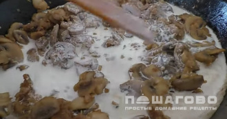 Фото приготовления рецепта: Курица с грибным соусом - шаг 5