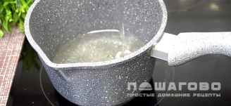 Фото приготовления рецепта: Творожные пончики - шаг 6