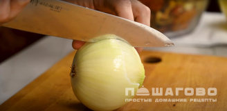 Фото приготовления рецепта: Жареная картошка с лесными грибами - шаг 2