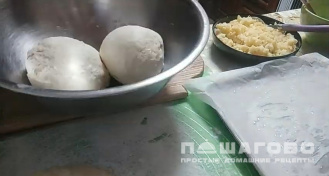Фото приготовления рецепта: Сладкие пирожки с калиной - шаг 10