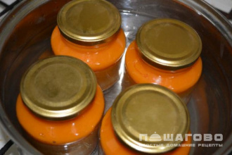 Фото приготовления рецепта: Готовим кабачковую икру с майонезом и мукой в блендере - шаг 5