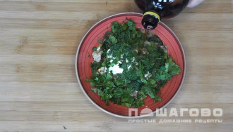Фото приготовления рецепта: Окрошка с говядиной и курицей на квасе - шаг 4