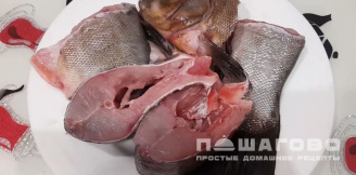 Фото приготовления рецепта: Уха из линя с картофелем - шаг 1