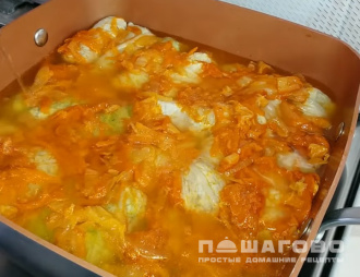 Фото приготовления рецепта: Быстрые голубцы из пекинской капусты с картошкой - шаг 7