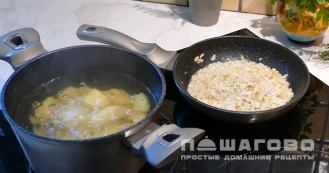Фото приготовления рецепта: Картофельно-мясная запеканка - шаг 1