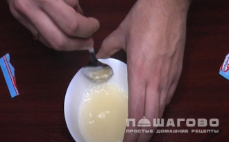 Фото приготовления рецепта: Панна-котта с маракуйей - шаг 1