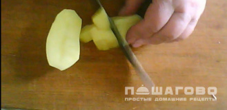 Фото приготовления рецепта: Борщ с квашеной капустой и фасолью - шаг 6