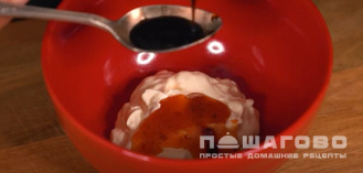 Фото приготовления рецепта: Салат из авокадо и креветок - шаг 4