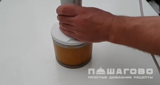 Фото приготовления рецепта: Смузи из манго - шаг 3