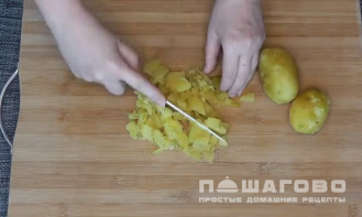 Фото приготовления рецепта: Окрошка с говядиной и курицей на квасе - шаг 2