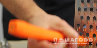 Фото приготовления рецепта: Сливочный суп с семгой - шаг 2