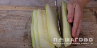 Фото приготовления рецепта: Ассорти из кабачков и баклажанов - шаг 5