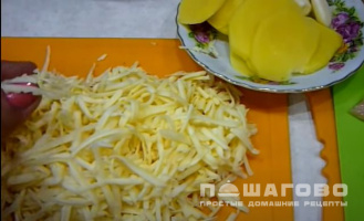Фото приготовления рецепта: Курица по-французски с помидорами - шаг 2