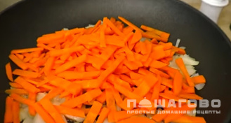 Фото приготовления рецепта: Суп из квашеной капусты с курицей - шаг 3