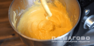 Фото приготовления рецепта: Рождественский кекс Панеттоне - шаг 2