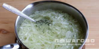 Фото приготовления рецепта: Бигус как в детском саду - шаг 2