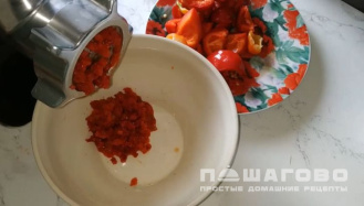 Фото приготовления рецепта: Баклажаны кружками в острой приправе - шаг 3