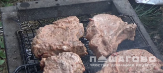 Фото приготовления рецепта: Шашлык из антрекота - шаг 3