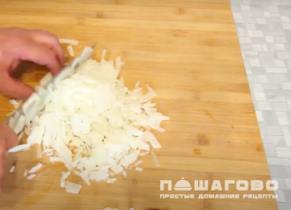 Фото приготовления рецепта: Котлеты из мяса косули - шаг 2