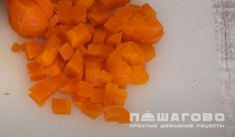 Фото приготовления рецепта: Винегрет с зеленым горошком - шаг 2