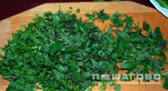Фото приготовления рецепта: Щи из сныти с курочкой - шаг 4