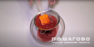 Фото приготовления рецепта: Панна-котта с вишней - шаг 10