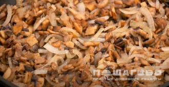 Фото приготовления рецепта: Лазанья с шампиньонами и куриным филе - шаг 2