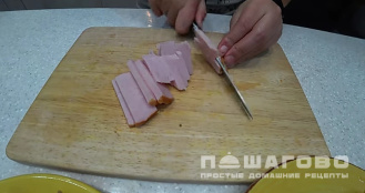 Фото приготовления рецепта: Суп чечевичный с копченостями - шаг 12
