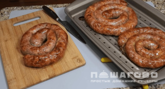 Фото приготовления рецепта: Домашняя колбаса из свинины в кишках - шаг 5